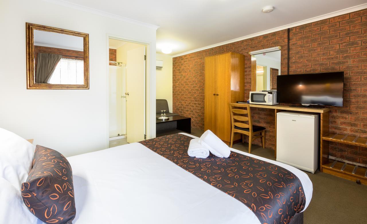 וואנגארטה Advance Motel מראה חיצוני תמונה