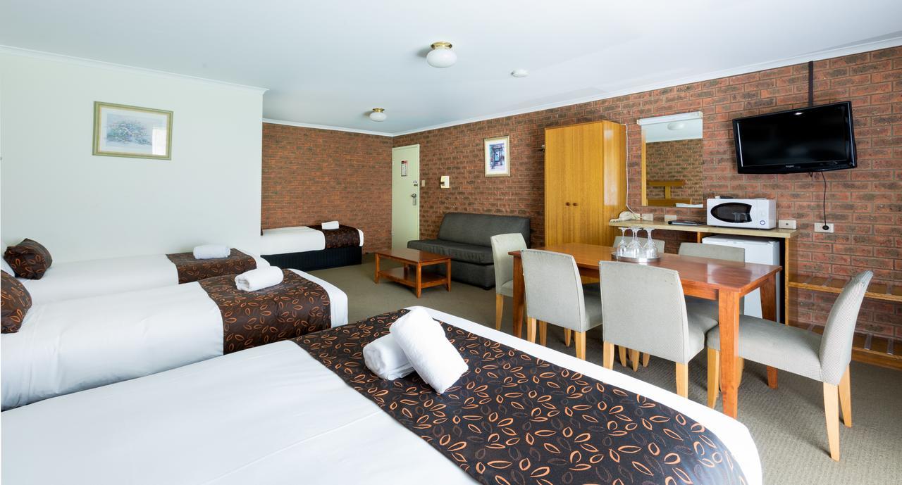 וואנגארטה Advance Motel מראה חיצוני תמונה
